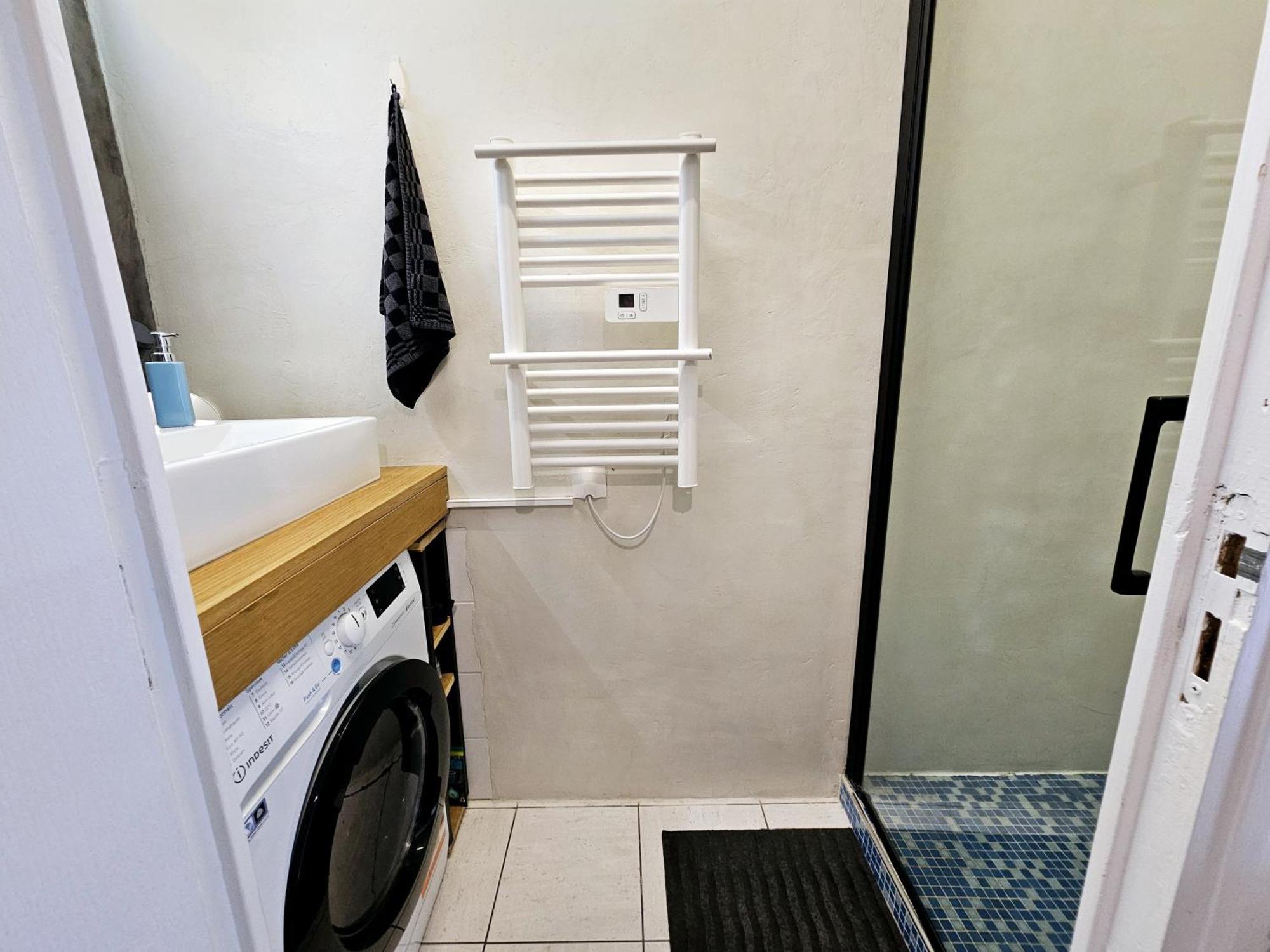 Refuge Urbain - Ideal Pro, Familles & Amis - Le Calme En Hypercentre - Wifi Haut Debit - Netflix - Machine A Laver - Gare, Cathedrale, Commerces, Restaurants & Transports En Commun A Moins De 10 Minutes A Pied Reims Eksteriør billede