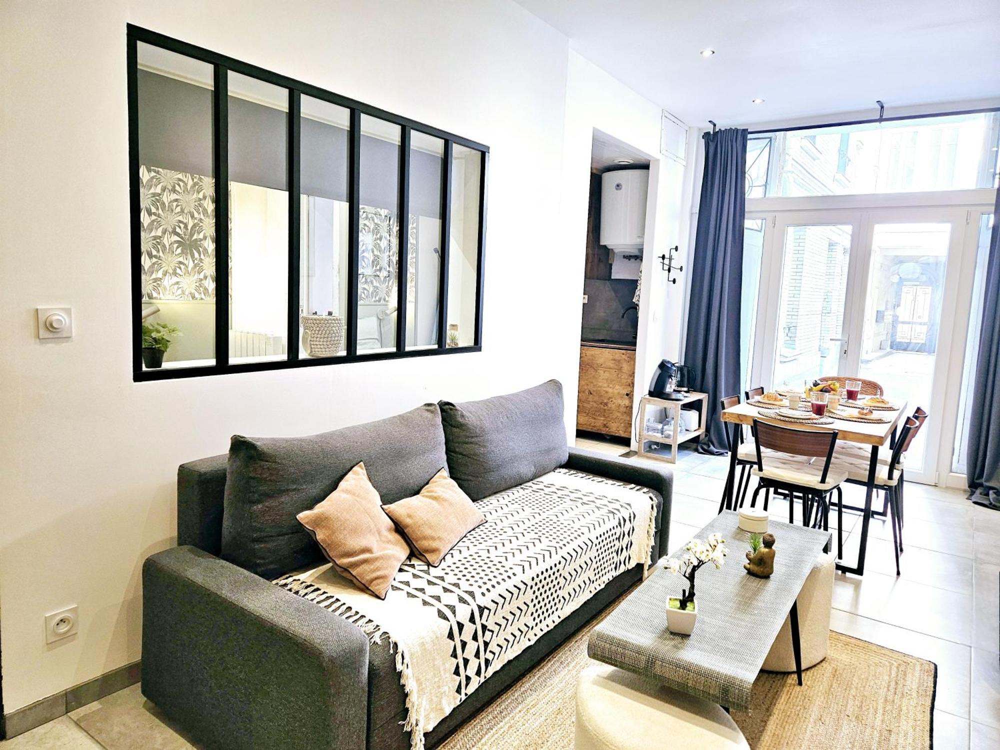 Refuge Urbain - Ideal Pro, Familles & Amis - Le Calme En Hypercentre - Wifi Haut Debit - Netflix - Machine A Laver - Gare, Cathedrale, Commerces, Restaurants & Transports En Commun A Moins De 10 Minutes A Pied Reims Eksteriør billede